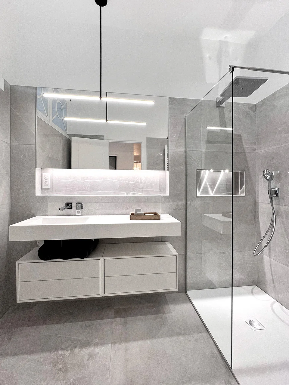 OZLA - Projet d'architecture d'intérieur, décoration d'un appartement haussmannien à Issoire par Stéphanie Auzat, architecte d'intérieur, décoratrice et gestion des achats de mobilier et installation à Issoire proche Clermont-Ferrand