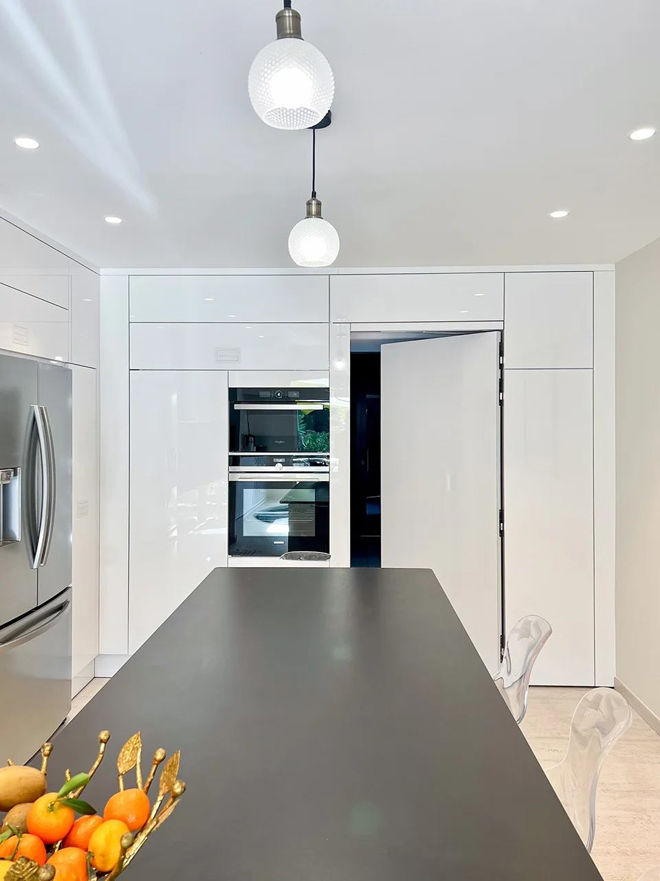 OZLA - Projet d'architecture d'intérieur, décoration d'une maison graphique Ribeyre à Brioude par Stéphanie Auzat, architecte d'intérieur, décoratrice et gestion des achats de mobilier et installation à Issoire proche Clermont-Ferrand