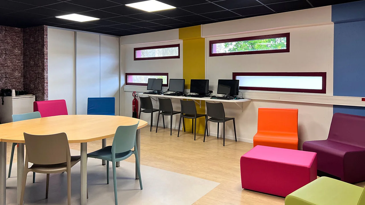 OZLA - Projet de design d'intérieur par Stéphanie Auzat, architecte d'intérieur, décoratrice et gestion des achats de mobilier et installation à Issoire proche Clermont-Ferrand