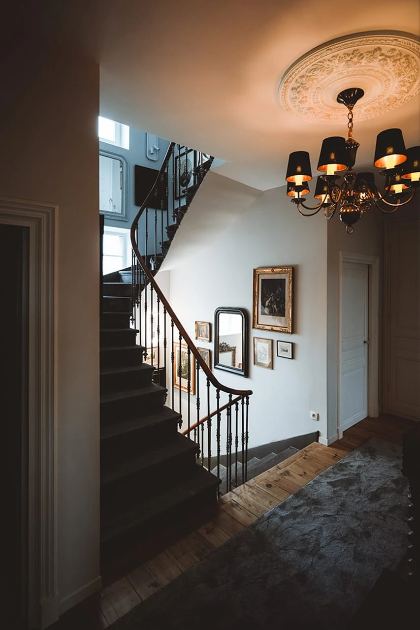 OZLA - Projet de rénovation et ameublement d'une maison de maître à Brassac-les-mines par Stéphanie Auzat, architecte d'intérieur, décoratrice et gestion des achats de mobilier et installation à Issoire proche Clermont-Ferrand
